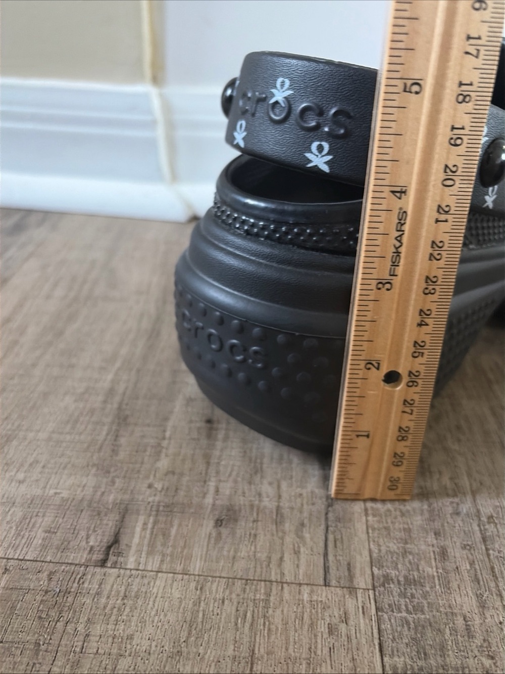 WEDNESDAY ADDAMS X CROCS STOMP CLOGS - Size 6 Mens Size 8 Women's - New Other - Picture 15 of 15